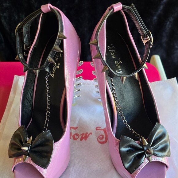 Pink glittery spiked skeleton stiletto heels US size 7 - Picture 2 of 7